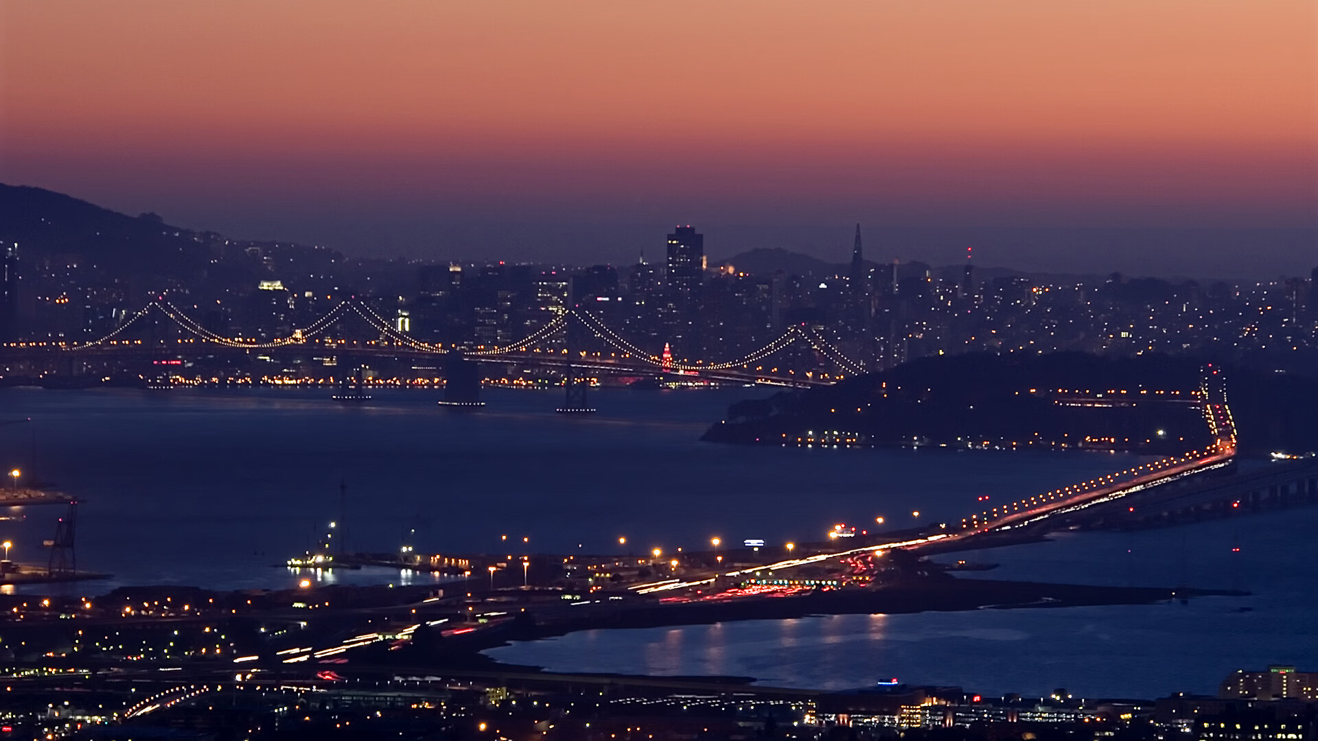 英超裁判团体加强交流,提高判罚一致性,2021赛季英超裁判